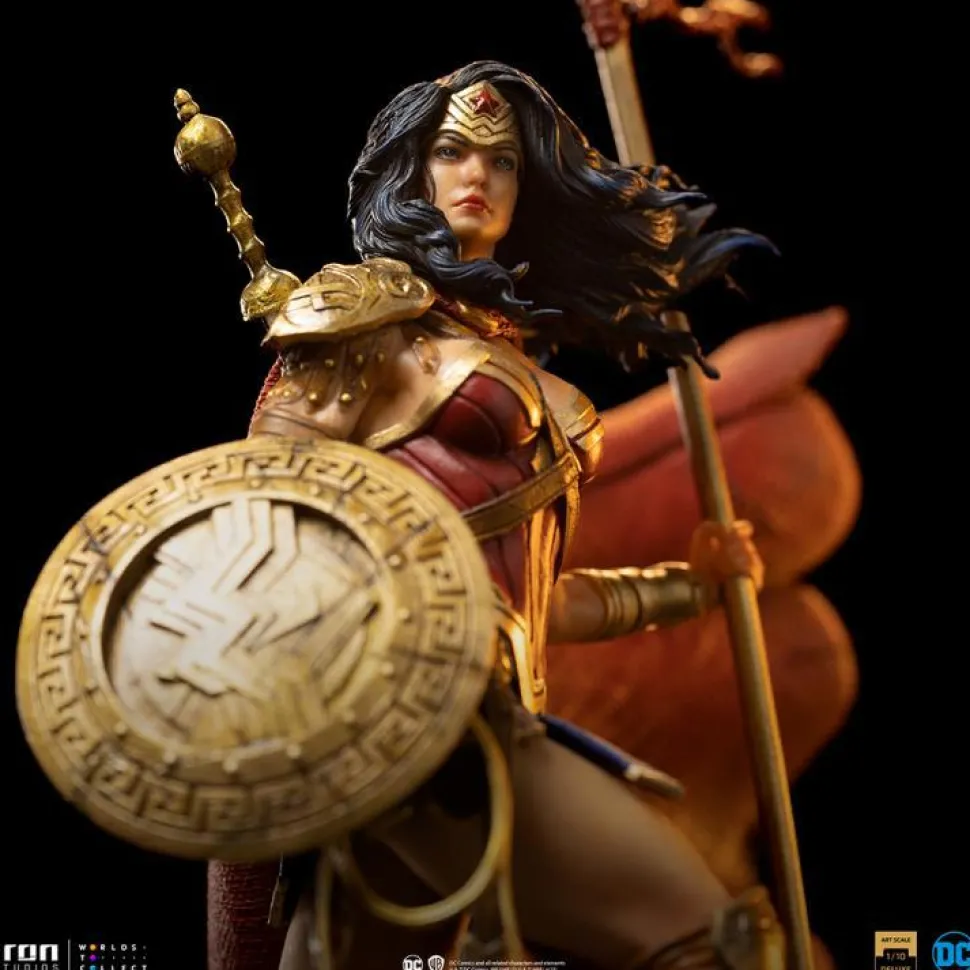 DC Comics - Wonder Woman Unleashed 1/10th Scale Statue
