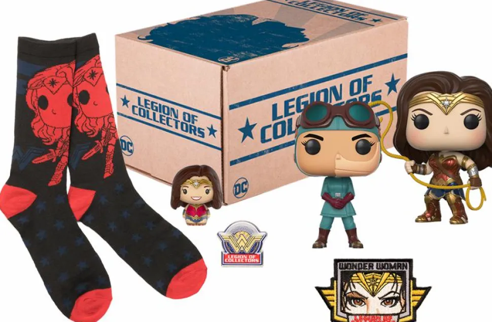 DC Legion of Collectors - Wonder Woman Subscription Box (One Size Fits All)