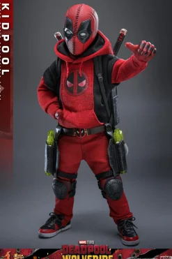 Deadpool & Wolverine (2024) - Kidpool 1/6th Scale Hot Toys Action Figure