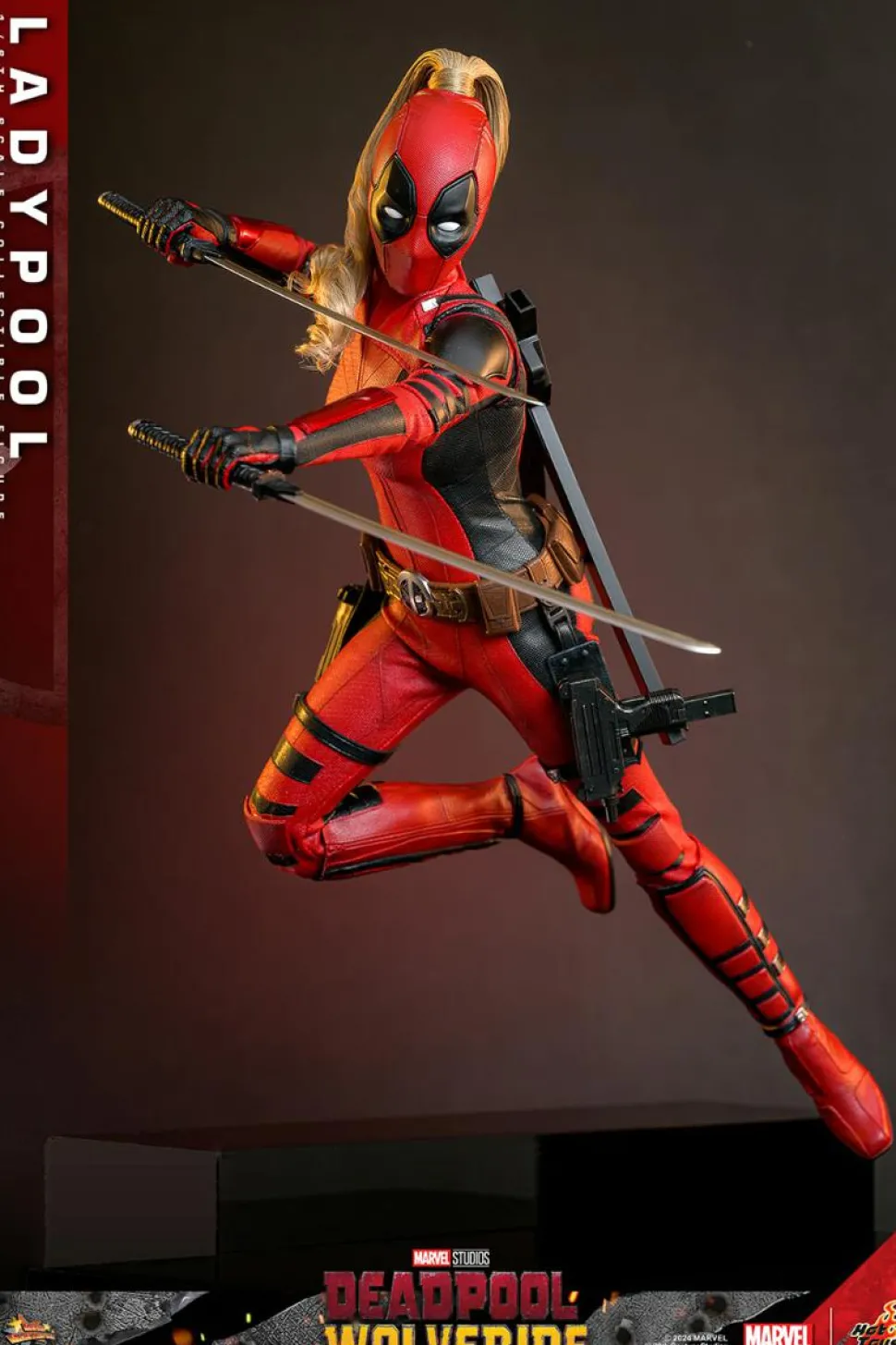 Deadpool & Wolverine (2024) - Ladypool 1/6th Scale Hot Toys Action Figure