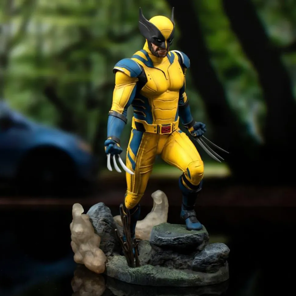 Deadpool & Wolverine (2024) - Wolverine Marvel Gallery 10" PVC Diorama Statue