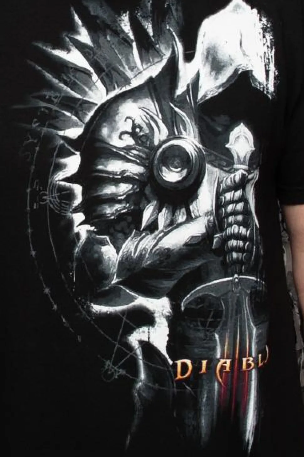 Diablo 3 - Tyrael Side Black Male T-Shirt (Regular)