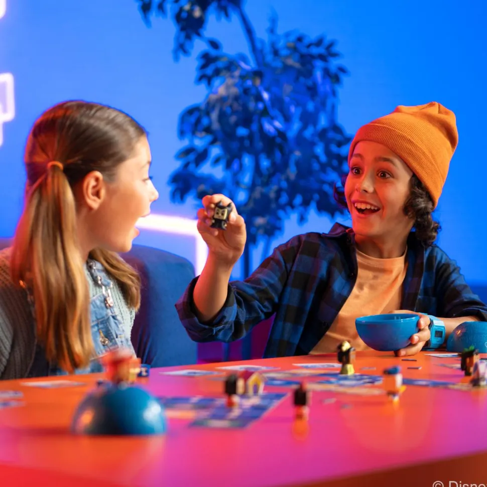 Disney Kingdomania - Series 1 Game Ball Expansion (Display of 16 Units)