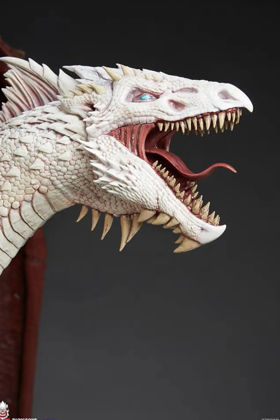 Dungeons & Dragons - Tiamat Deluxe 28 Statue (Int Sales Only)