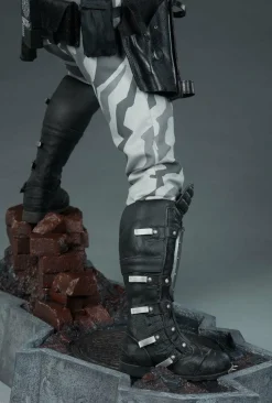 Escape From New York - Snake Plissken 1/3 Scale Statue