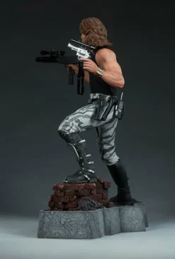 Escape From New York - Snake Plissken 1/3 Scale Statue