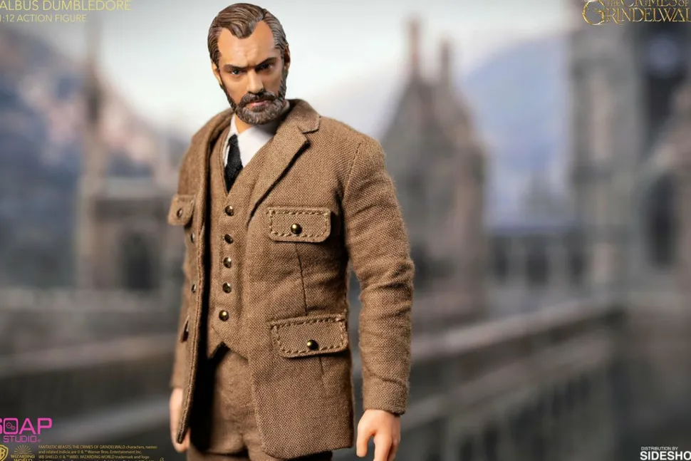 Fantastic Beasts 2: The Crimes of Grindelwald - Albus Dumbledore 1/12th Scale Action Figure