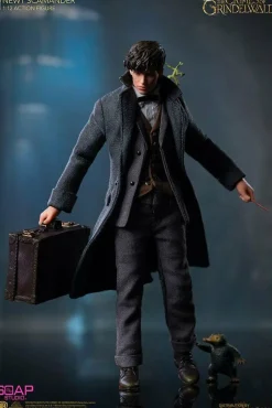 Fantastic Beasts 2: The Crimes of Grindelwald - Newt Scamander 1/12th Scale Action Figure
