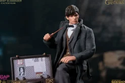 Fantastic Beasts 2: The Crimes of Grindelwald - Newt Scamander 1/12th Scale Action Figure