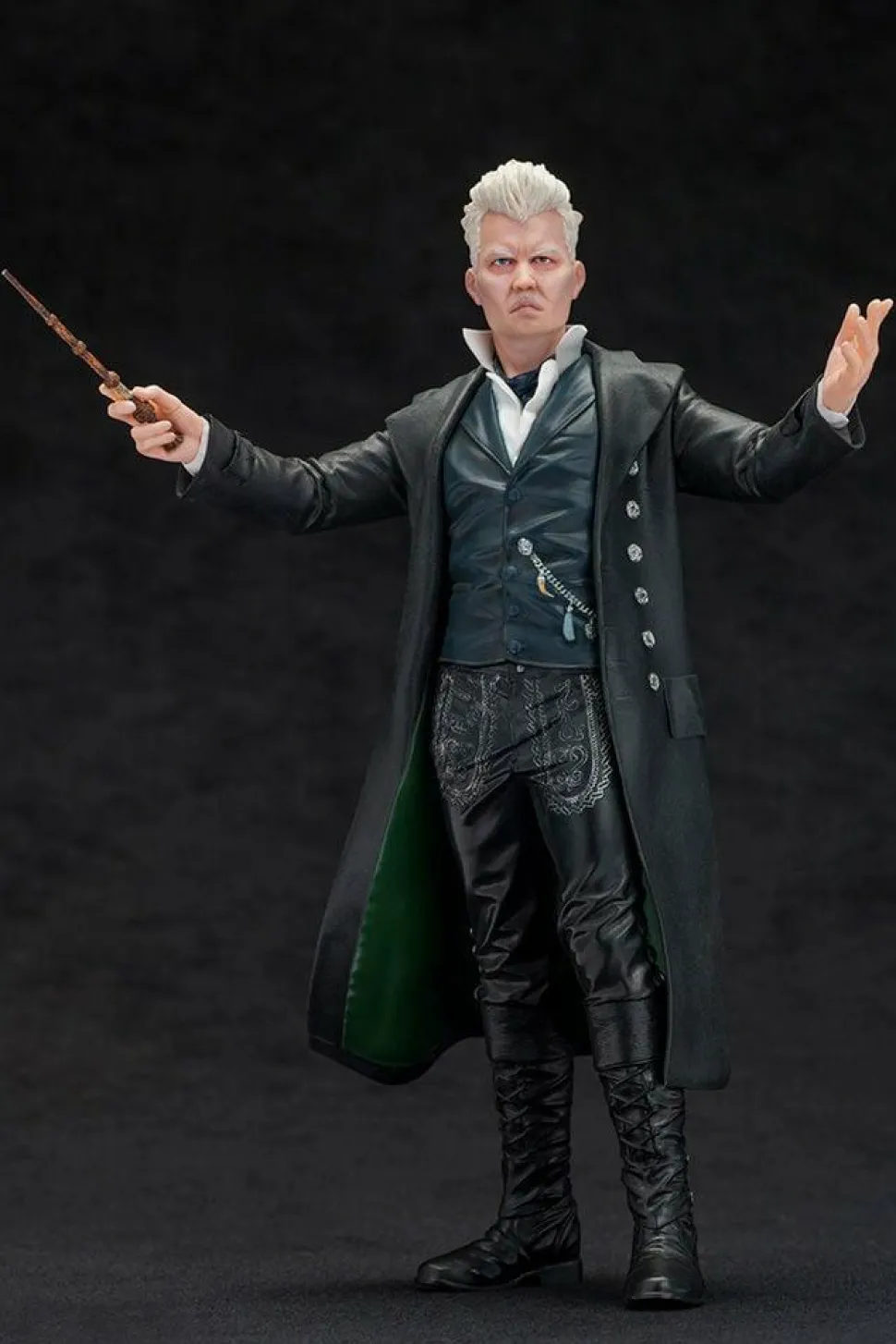 Fantastic Beasts: The Crimes of Grindelwald - Gellert Grindelwald 1/10th Scale ArtFX Statue
