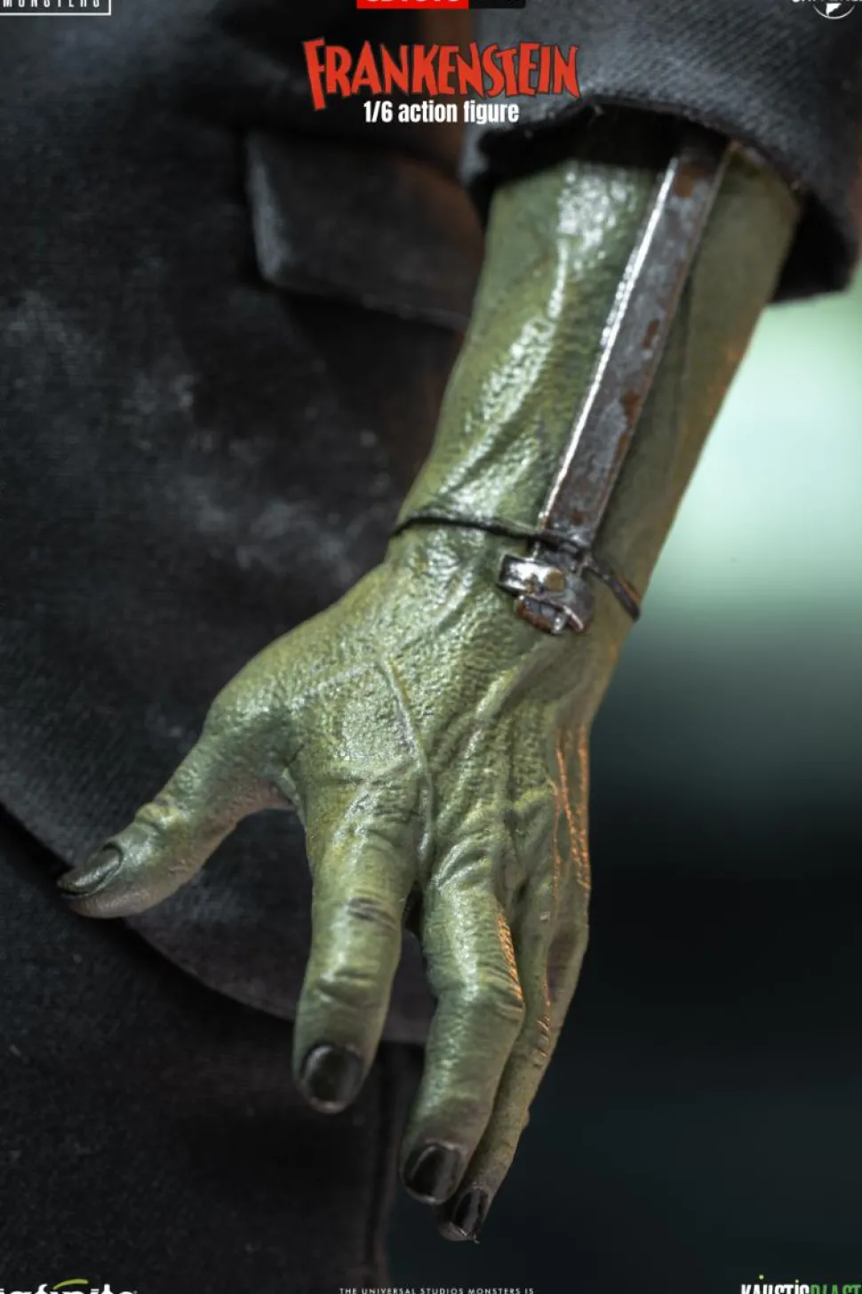 Frankenstein (1931) - The Monster Deluxe 1/6th Scale Action Figure