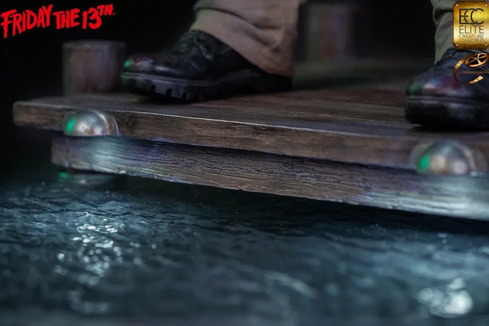 Friday the 13th - Jason Voorhees Dark Reflection 1/3 Scale Cinemaquette Statue