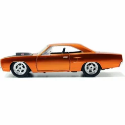 Furious 7 - Dom’s 1970 Plymouth Road Runner 1/24th Scale Metals Die-Cast Vehicle Replica