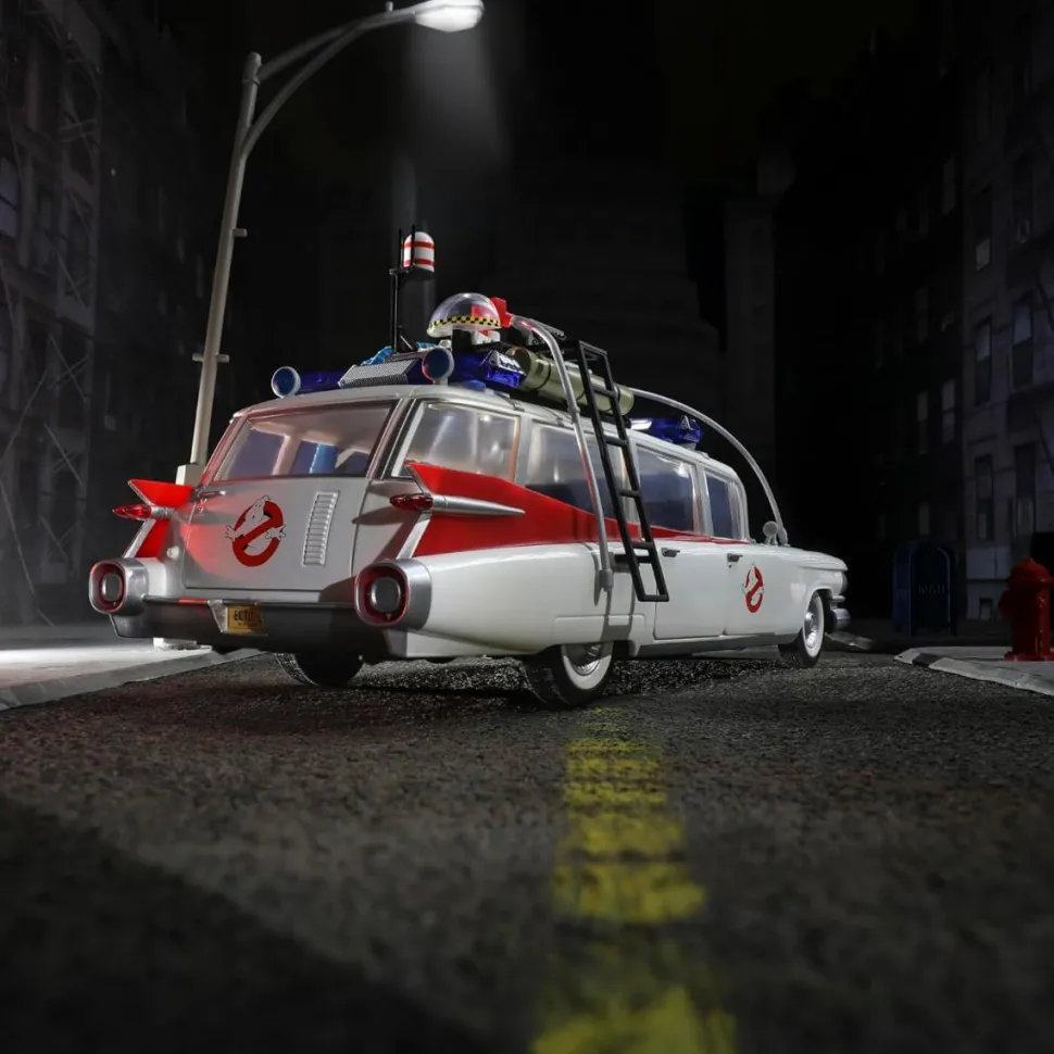 Ghostbusters (1984) - Ecto-1 Plasma Series 3.75" Scale Action Figure Vehicle Replica