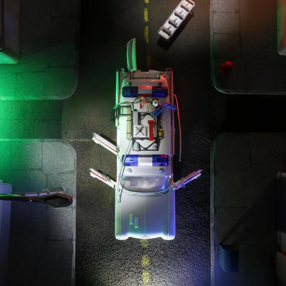 Ghostbusters (1984) - Ecto-1 Plasma Series 3.75" Scale Action Figure Vehicle Replica