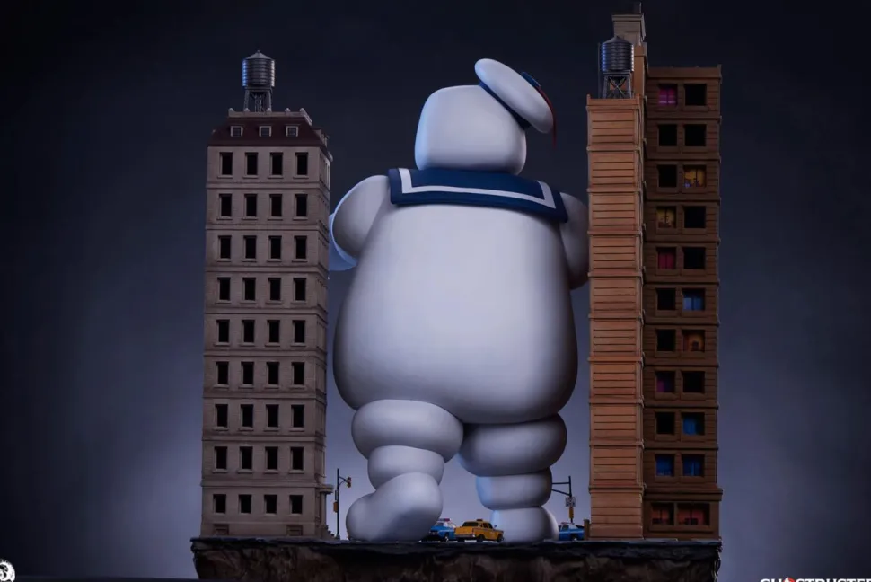 Ghostbusters (1984) - Stay Puft Marshmallow Man 29" Diorama Statue