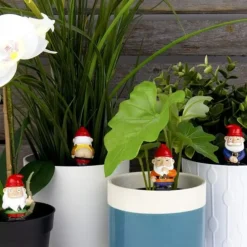 Gift Republic - Mini Plant Pot Naughty Gnomes 4-Pack