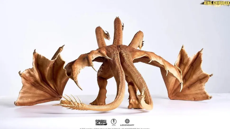 Godzilla: King of the Monsters (2019) - King Ghidorah Titans of the Monsterverse 20" PVC Statue