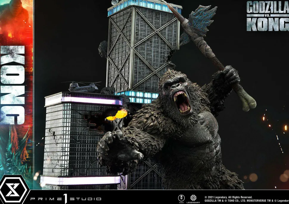 Godzilla vs Kong - King Kong Final Battle 31” Diorama Statue