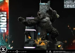 Godzilla vs Kong - King Kong Final Battle 31” Diorama Statue