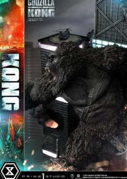 Godzilla vs Kong - King Kong Final Battle 31” Diorama Statue