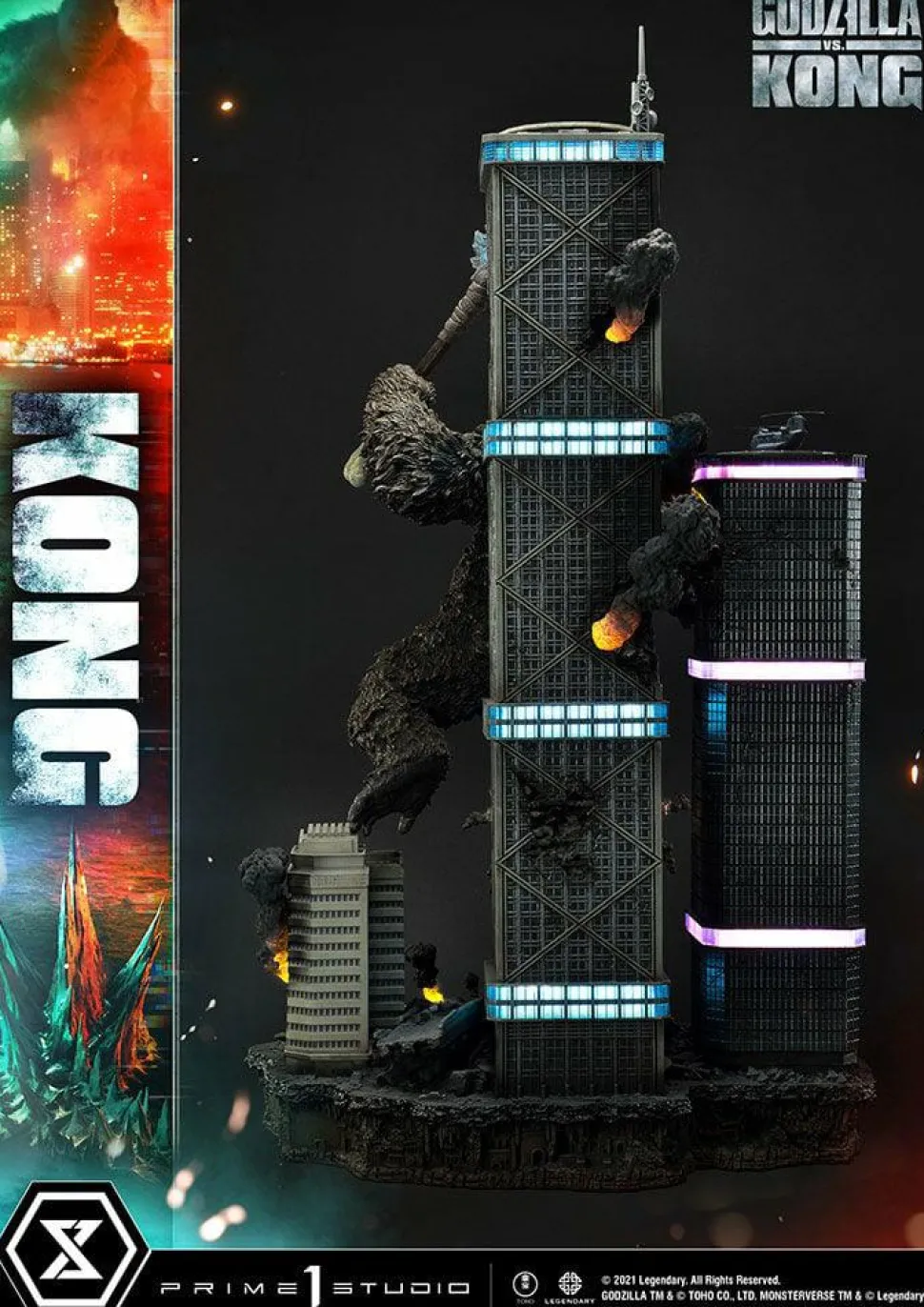Godzilla vs Kong - King Kong Final Battle 31” Diorama Statue