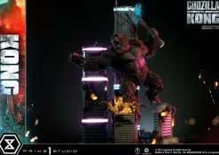 Godzilla vs Kong - King Kong Final Battle 31” Diorama Statue