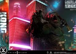 Godzilla vs Kong - King Kong Final Battle 31” Diorama Statue