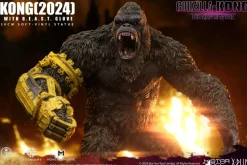 Godzilla x Kong: The New Empire (2024) - Kong with B.E.A.S.T. Glove 12