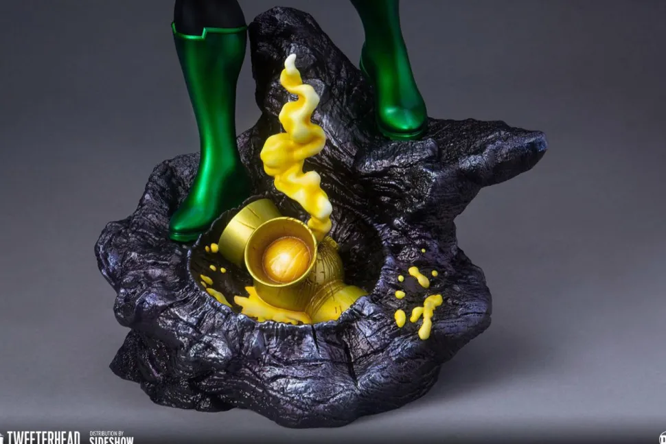 Green Lantern - John Stewart 1/6th Scale Maquette Statue