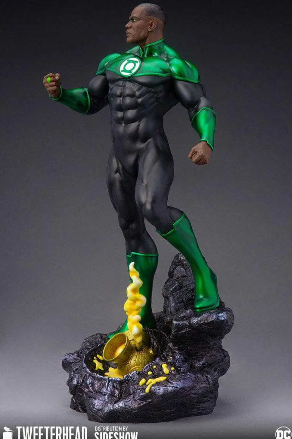 Green Lantern - John Stewart 1/6th Scale Maquette Statue