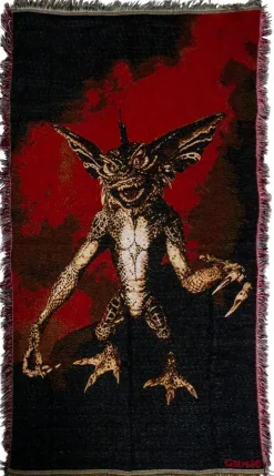 Gremlins 2: The New Batch - Mohawk Throw Blanket / Picnic Rug