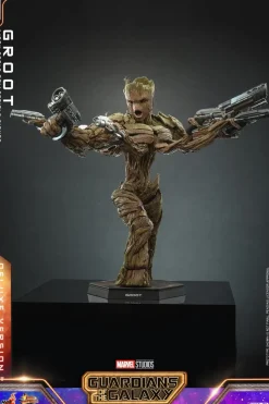 Guardians of the Galaxy: Vol. 3 - Groot Deluxe 1/6th Scale Hot Toys Action Figure