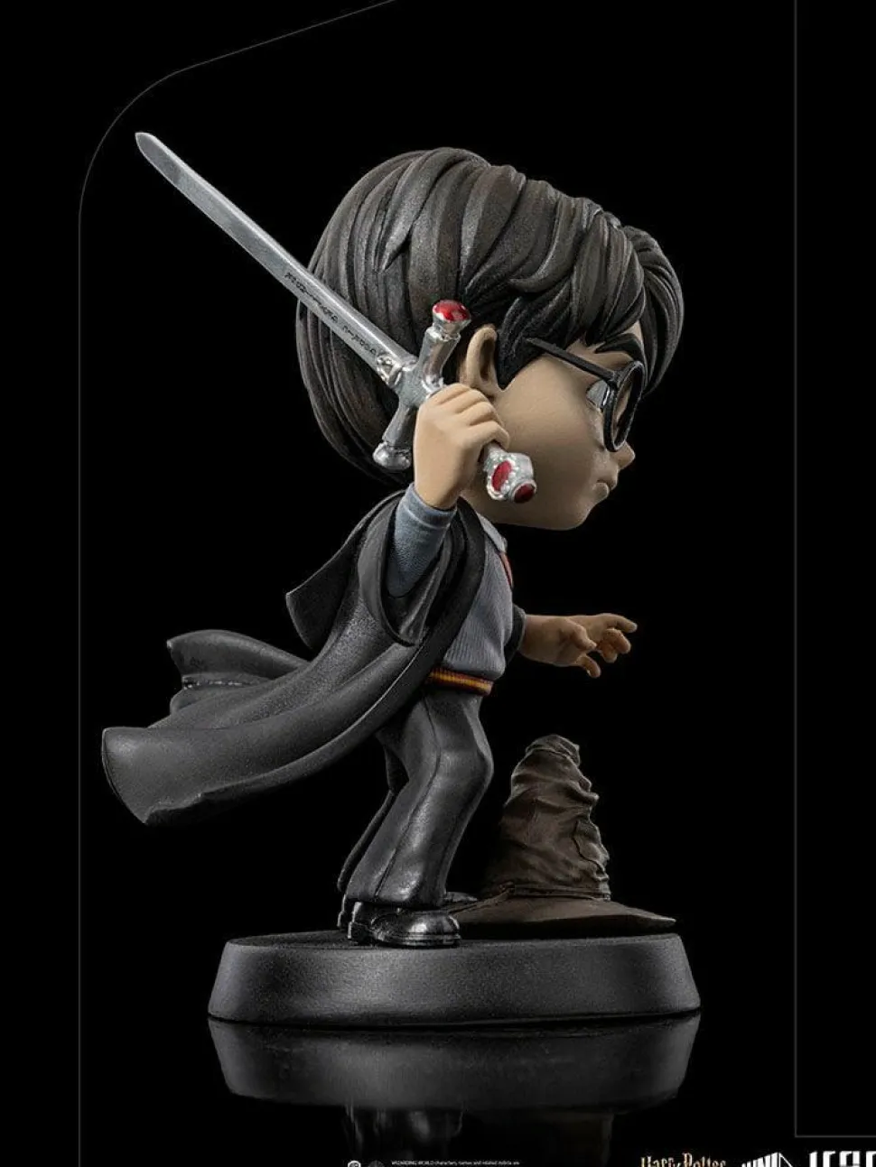 Harry Potter - Harry Potter with Sword of Gryffindor MiniCo 6” Vinyl Figure