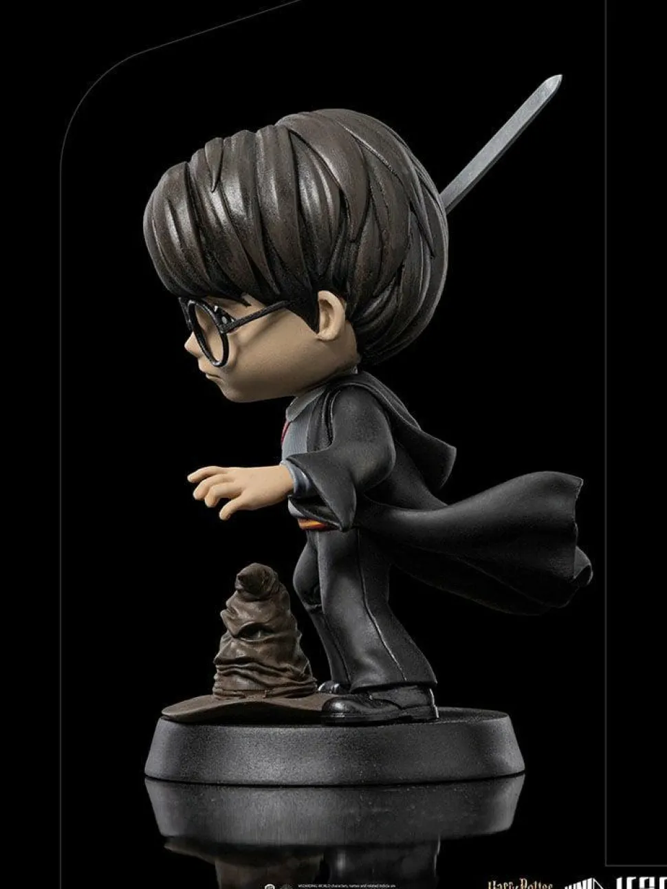 Harry Potter - Harry Potter with Sword of Gryffindor MiniCo 6” Vinyl Figure