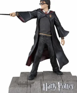Harry Potter - Harry Potter Movie Maniacs WB 100 Limited Edition 6" Scale PVC Posed Figure