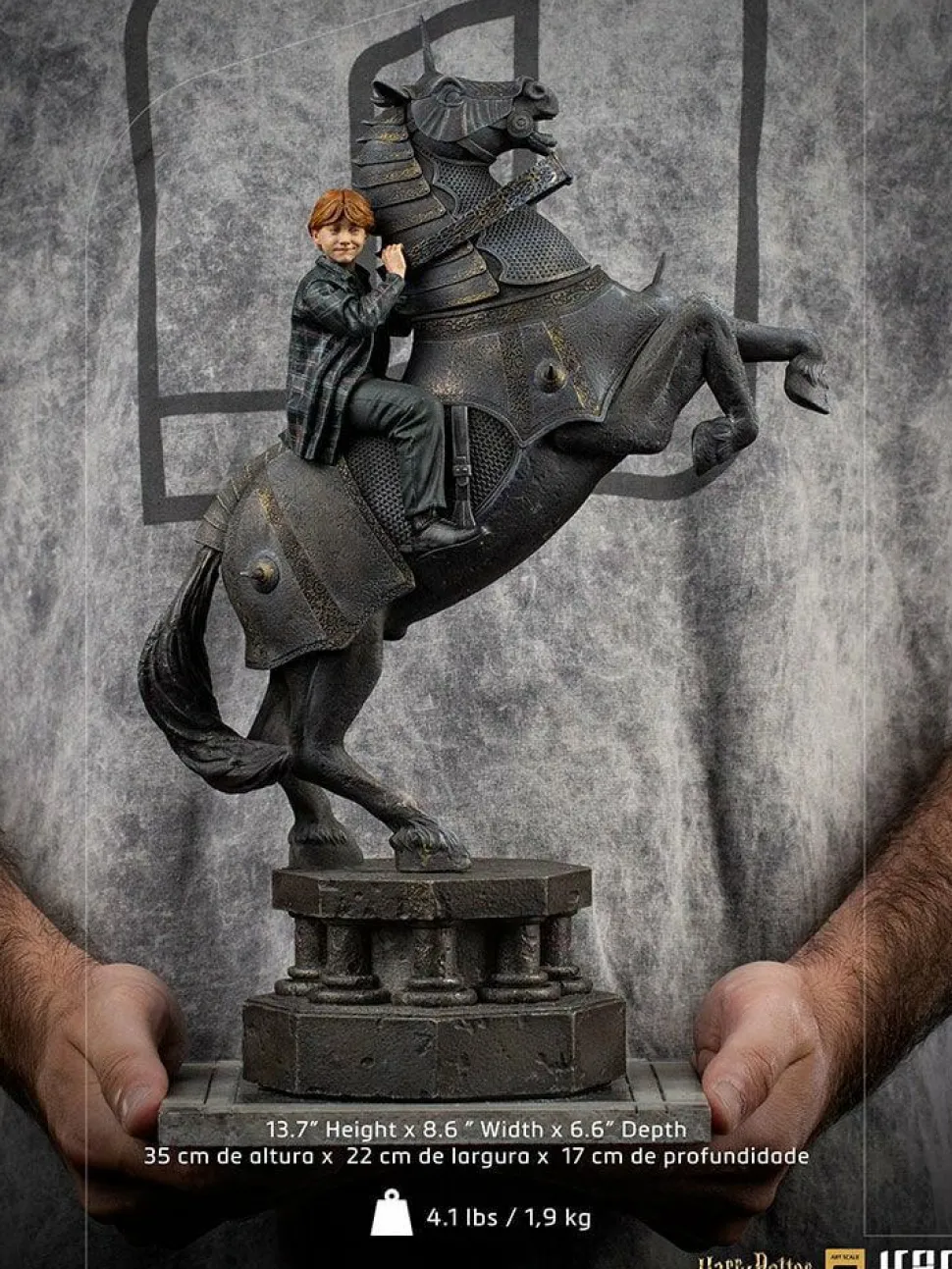 Harry Potter - Ron Weasley at the Wizard Chess Deluxe 1/10th Scale Statue