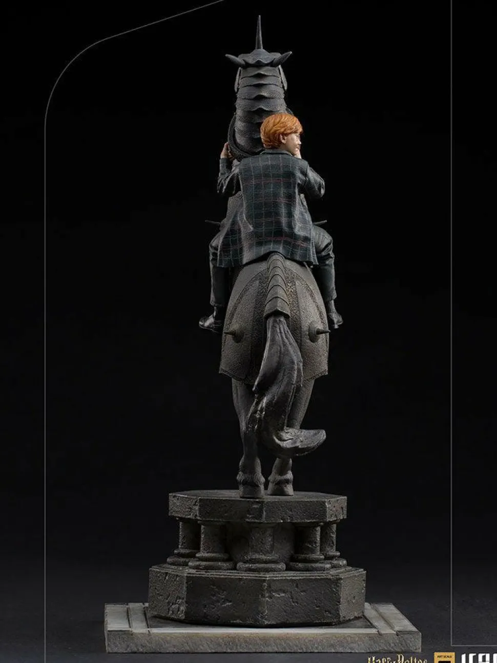 Harry Potter - Ron Weasley at the Wizard Chess Deluxe 1/10th Scale Statue