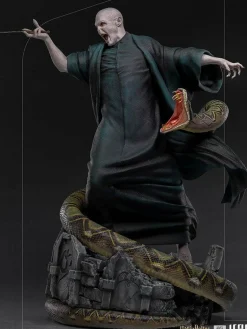 Harry Potter - Voldemort & Nagini 1/4 Scale Legacy Statue