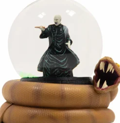 Harry Potter - Voldemort Snowglobe