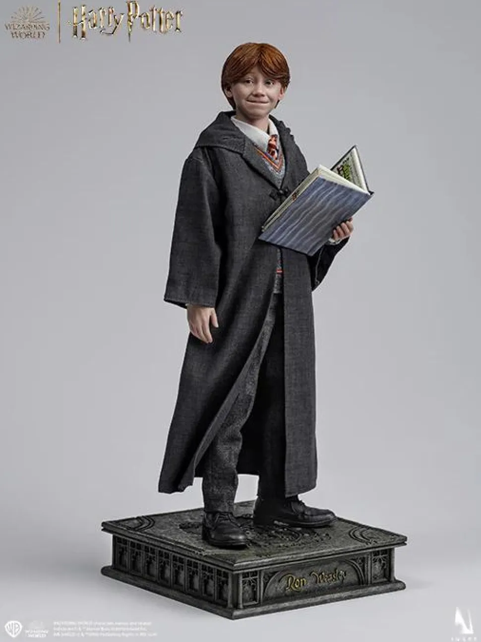 Harry Potter and the Philosopher's Stone - Ron Weasley Deluxe InArt 1/6th Scale Action Figure