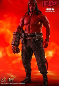 Hellboy (2019) - Hellboy 1/6th Scale Hot Toys Action Figure