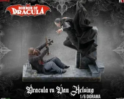 Horror of Dracula (1958) - Dracula vs. Van Helsing 1/6th Scale Diorama Statue