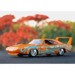I Love the 60’s - 1969 Dodge Charger Daytona 1/24th Scale Die-Cast Vehicle Replica