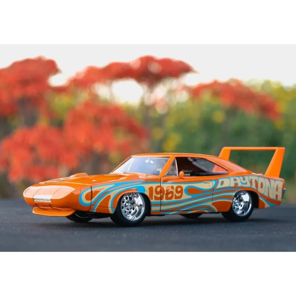 I Love the 60’s - 1969 Dodge Charger Daytona 1/24th Scale Die-Cast Vehicle Replica