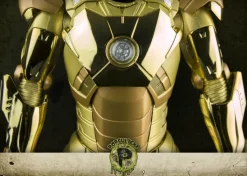 Iron Man 3 - Hall of Armor Mark XXI (21) 1/9th Scale Action Hero Vignette Model Kit Statue