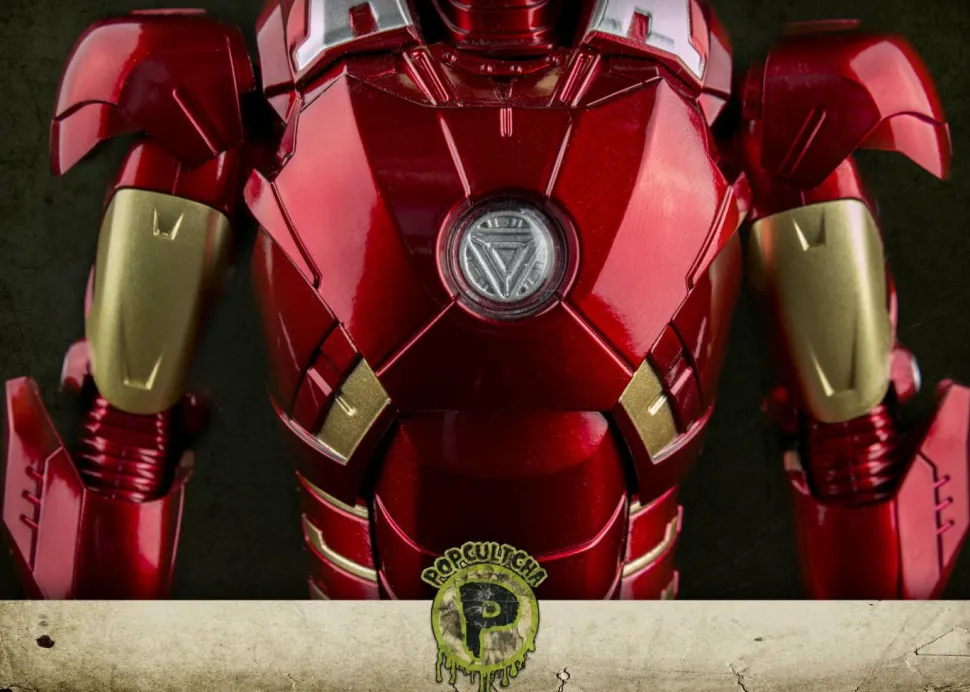 Iron Man 3 - Hall of Armor Mark VII (7) 1/9th Scale Action Hero Vignette Model Kit Statue