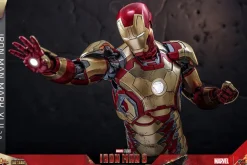 Iron Man 3 - Iron Man Mark XLII 42 (2.0) 1/6th Scale Hot Toys Action Figure