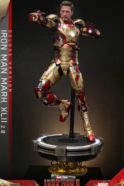 Iron Man 3 - Iron Man Mark XLII 42 (2.0) Deluxe 1/6th Scale Hot Toys Action Figure