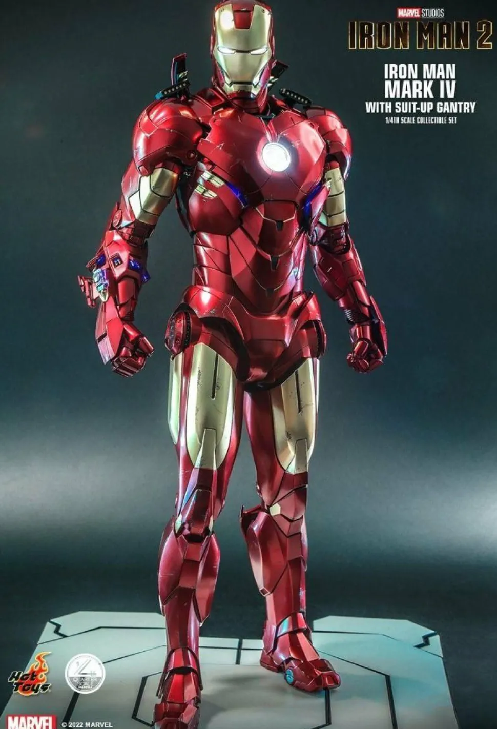 Iron Man 2 - Iron Man Mark IV with Suit-Up Gantry Deluxe 1/4 Scale Hot Toys Action Figure Set